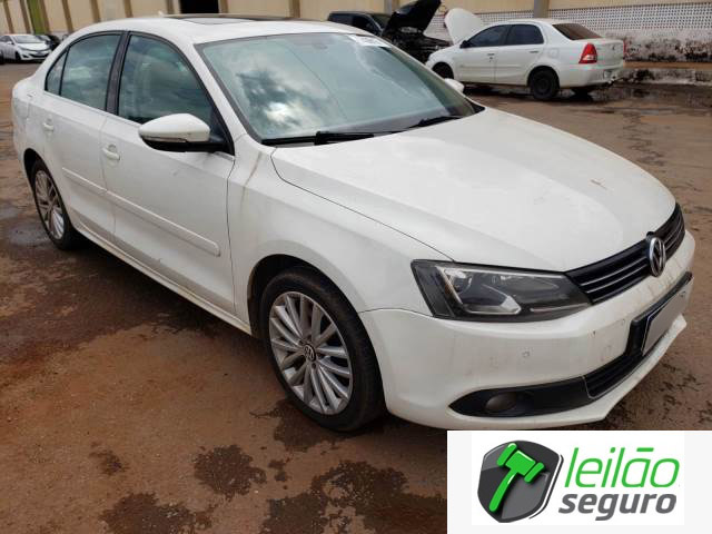 LOTE 009 VOLKSWAGEN/JETTA HIGHLINE 2.0 16V TSI
