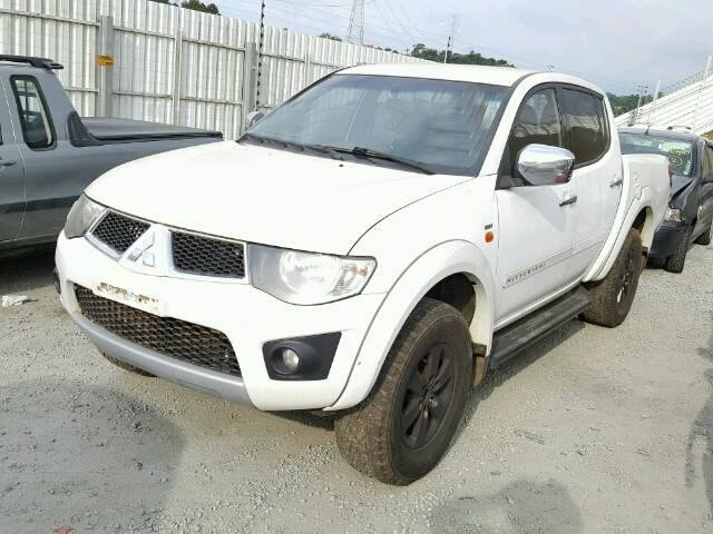 LOTE 012 L 200 TRITON HPE 4X4 3.5 V6 (FLEX) 
