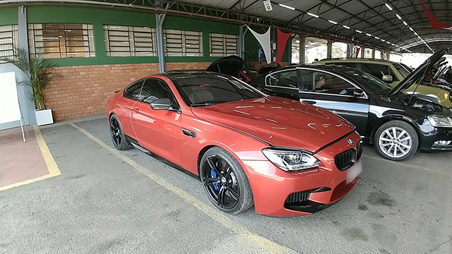 LOTE 015 BMW M6 Gran Coupé 4.4