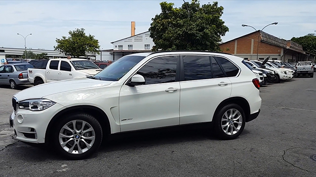 LOTE 032 BMW X5 3.0 xDrive35i 