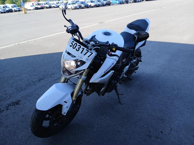 LOTE 009 Suzuki GSR 750