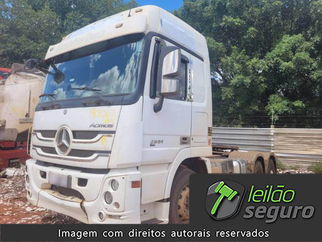 LOTE 022 MERCEDES BENZ ACTROS
