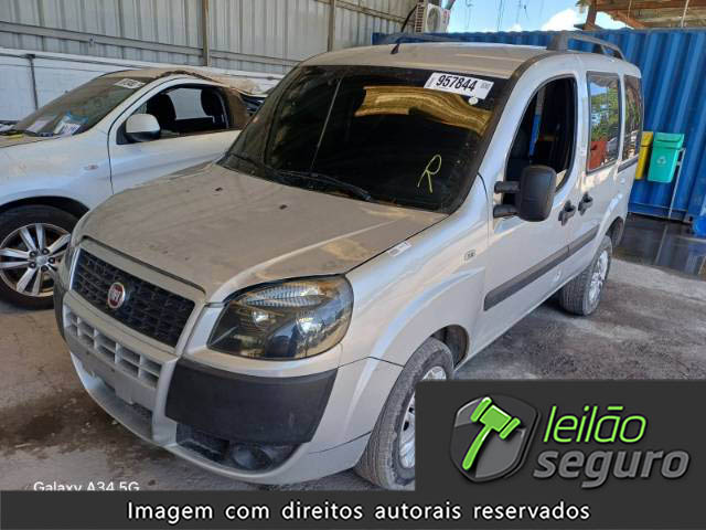 LOTE 048 FIAT DOBLO