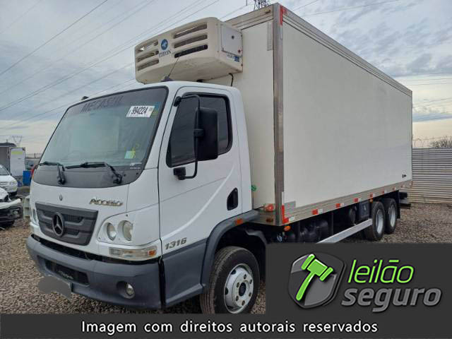 LOTE 001 MERCEDES BENZ ACCELO