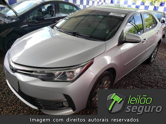 LOTE 020 TOYOTA COROLLA