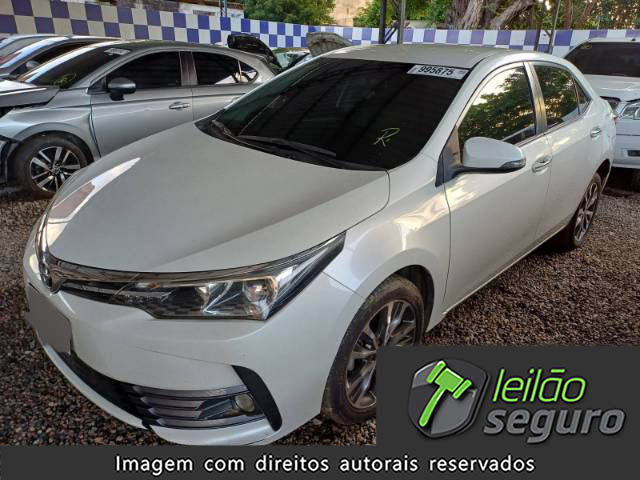 LOTE 024 TOYOTA COROLLA