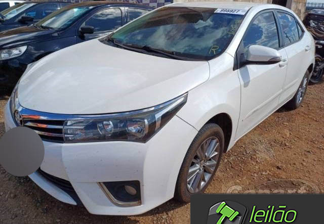 LOTE 029 TOYOTA COROLLA