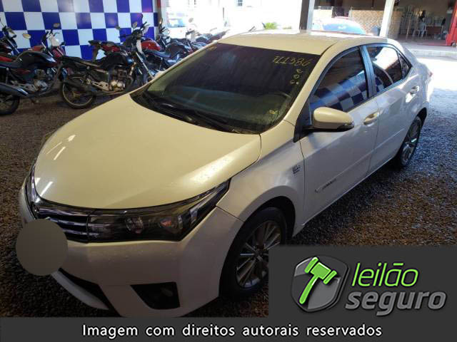 LOTE 030 TOYOTA COROLLA